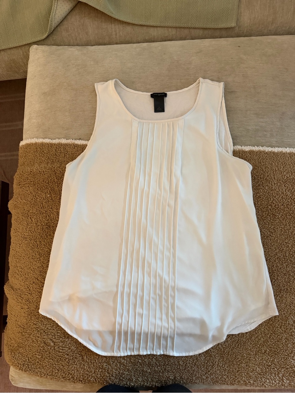 Ann Taylor White Pleated Front Sleeveless Shell